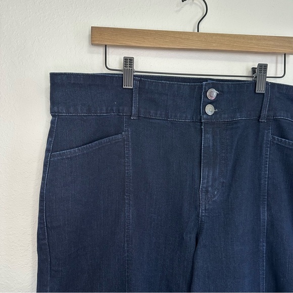Isaac Mizrahi Live! Dark Blue Jeans Size 18WP Petite - Picture 4 of 9